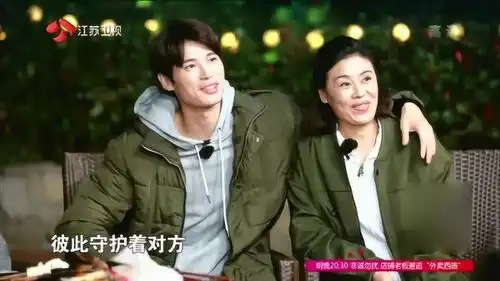 最美的时光,孙伟夸奖妈妈的影楼技术宝刀未老,郭碧婷像偶像剧
