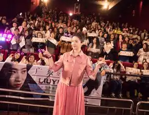 刘亦菲粉裙少女感爆棚,玫娇莎直呼美翻了