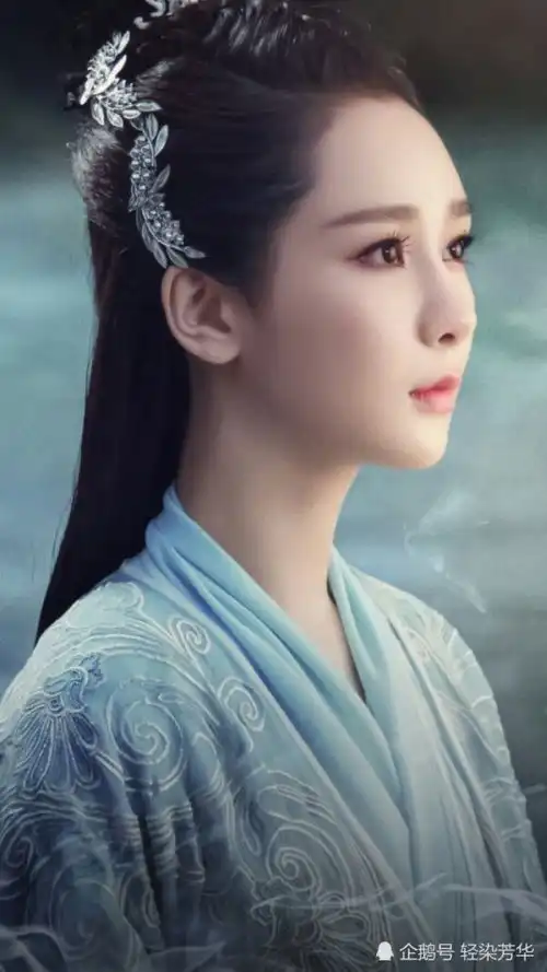 杨紫古装绝美剧照,网友再拍点古装剧吧
