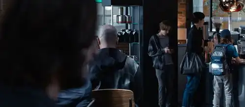 黑客帝国4不绿了尼奥复活后被藏在新矩阵,游戏世界让人细思极恐
