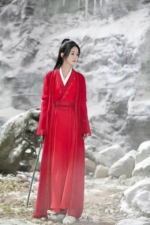 网评2021古装剧最美红衣美人top10赵丽颖白鹿上榜,彭小苒第二,冠军是他
