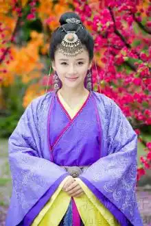 笑傲江湖湖南热播袁姗姗版任盈盈各式造型组图
