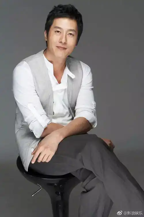 突发娱乐圈著名艺人因车祸不幸身亡,网友太突然了,无法接受