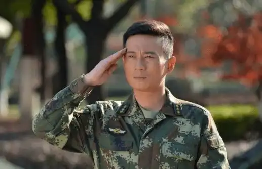 我是特种兵开播10年,8位主演近况各不同,有人二婚有人三婚
