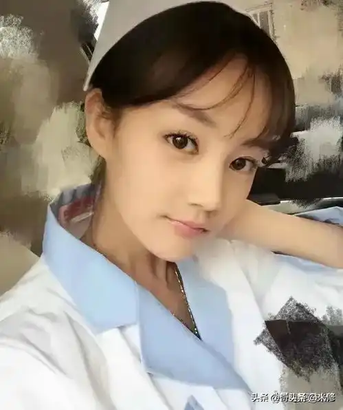李一桐早期,不愧是被sm星探选中两次,素人时期也很可爱

