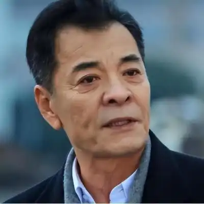 当年,刘威给刘蓓打电话我要在北京租房子,你有门路没
