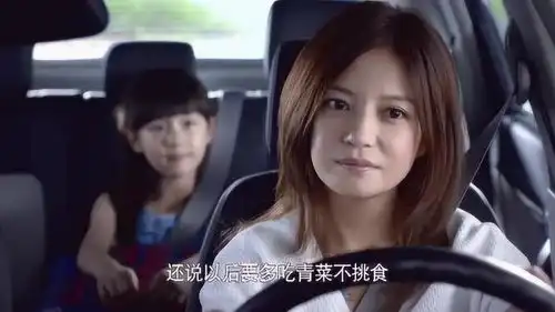 虎妈猫爸胜男亲自掌勺做饭,茜茜主动要求把指甲油檫掉,太丢人