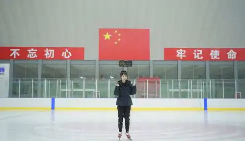 杨紫为冬奥助力,跟随奥运冠军李坚柔学习速滑,多次摔倒仍不放弃
