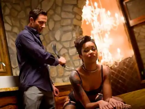 性奴贩卖揭秘无数女孩消失背后的人口贩卖
