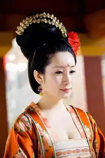 当初被李湘横刀夺爱,如今被老公宠成掌上明珠,割了双眼皮美成仙
