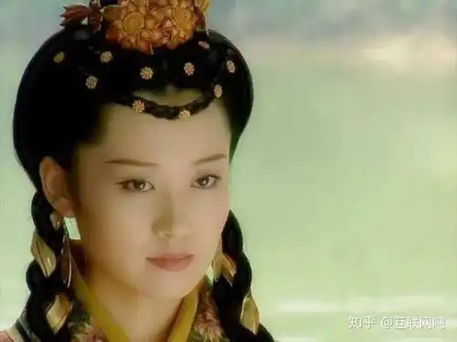 笑傲江湖任盈盈作为女主,为何没有存在感
