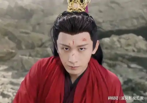 沉香如屑杨紫新造型好美,成毅擦血很撩,即将暑假档登陆优酷
