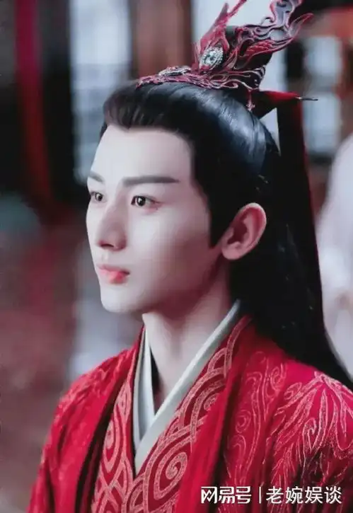 七位只适合演古装的明星,邓为张凌赫古装火,成毅罗云熙撑不起剧