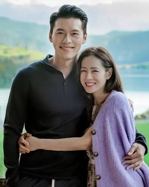 男神女神婚后大变样,玄彬孙艺珍近照曝光,一个变胖一个变壮

