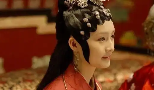 李沁最近火了鬼知道我经历了什么
