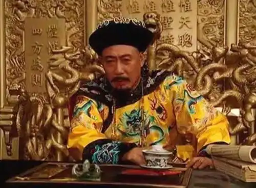 为何雍正的龙椅只坐了13年,与自己年号中的一个字有关吗

