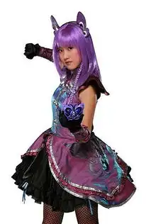 巴拉拉小魔仙里面的魔仙女王的真实名字叫什么