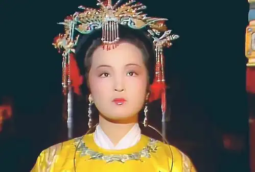 红楼梦贾家两代人名字,谐音摄政株连,这才是贾家败落真相
