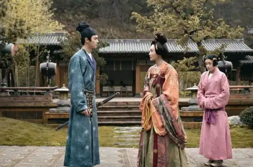 灵剑山还未播完,许凯又一古装剧要来袭,女主角大家都很熟悉