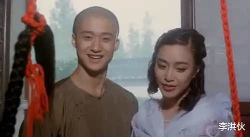 百亿影帝吴京的不堪过往,曾因没钱被初恋抛弃,如今娶贤妻共余生