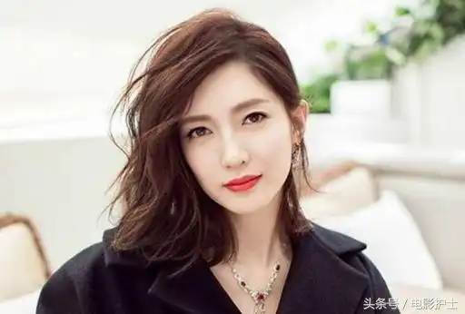 定了恋爱先生女主江疏影与狮系男友公布恋情
