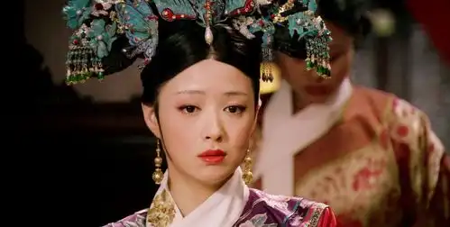 甄嬛传中,华妃是蒋欣争取的,最初导演考虑范冰冰
