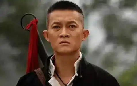 有个当导演的亲戚是一种什么体验看作为中老年偶像的他就知道