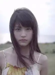 垫底辣妹剧照小七