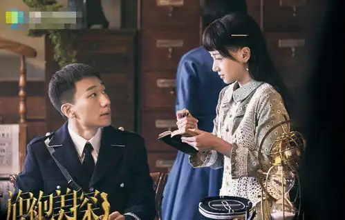 浪姐还在热播,张雨绮就出演民国探案剧,剧中旗袍造型美呆了
