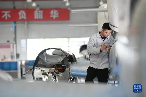 新华全媒起飞,为了梦想中的天空之城