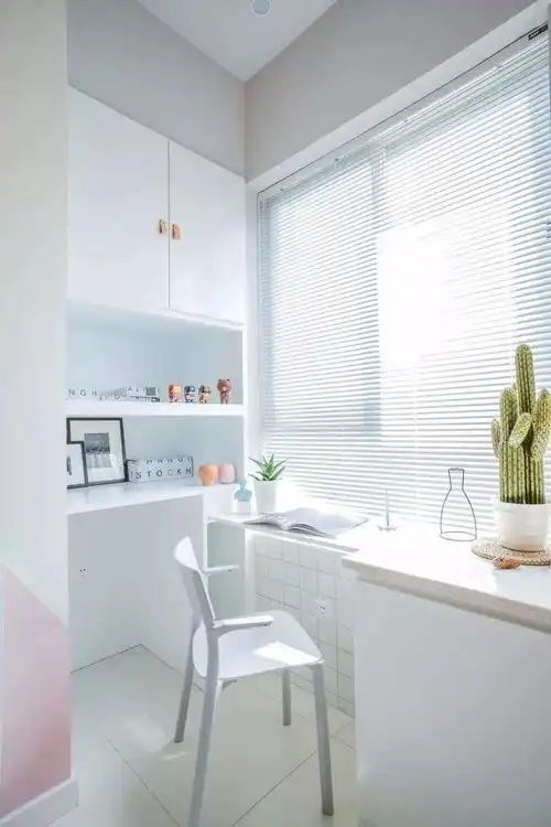 成都刚毕业女生买26m2迷你公寓,设计师6万蜗居变豪宅
