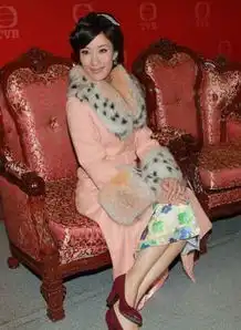 名媛望族剧照
