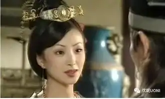 还记得苏有朋版倚天屠龙记中的丁敏君吗如今美到不行