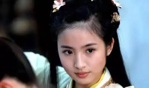 言情版射雕英雄传胡歌青涩帅气,刘诗诗嫩出水,谢娜灵动十足
