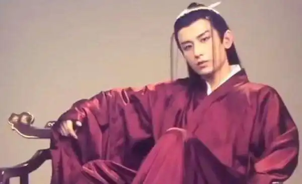 南风知我意还没拍完,成毅又一新剧开拍,女主是她
