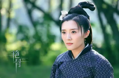 房程程艳骨变身迷妹雕琢演技真实还原角色
