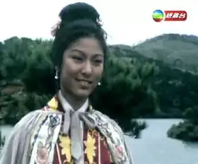 米雪,亦正亦邪的美人儿
