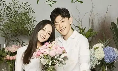 娱乐圈最艳福不浅的他,吻遍女神,网友嫉妒
