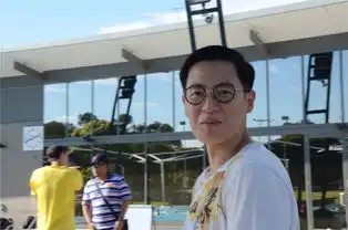 宁泽涛翻译颜值逆天侧脸胡歌正脸吴彦祖
