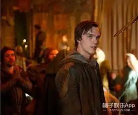 只知道他是大表姐前男友尼古拉斯霍尔特3岁就出道你们造吗
