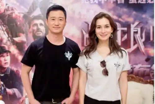 战狼2临时加价的女演员到底是谁
