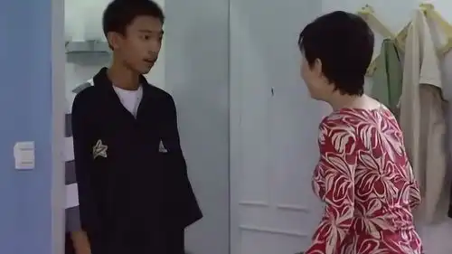 家有儿女4小雪男友不诚实,最后露馅了
