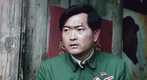 闪闪的红星潘冬子扮演者银幕的英雄,他哥却是银幕坏蛋

