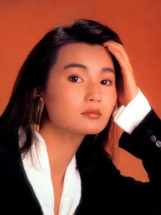 亦舒没有爱,有钱也好郑佩佩金庸玫瑰的故事流金岁月网易订阅
