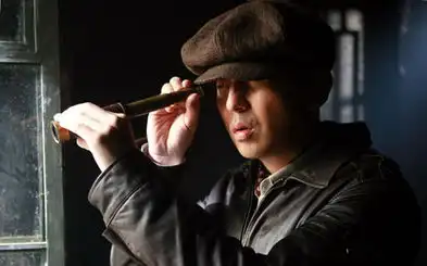 飞哥大英雄登陆卫视雷佳音再演痞子英雄