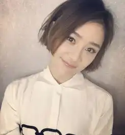 组图我爱男保姆袁姗姗课堂内外两副面孔
