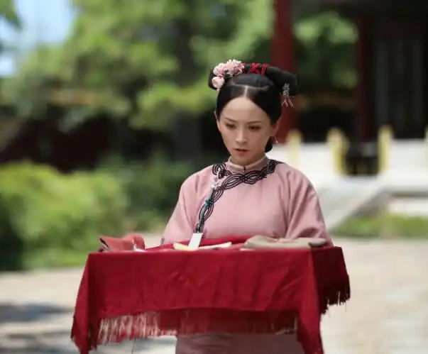 延禧攻略这部剧有毒吧邓莎没台词,还和她有感情戏
