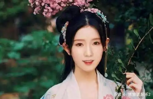 当火箭少女换上古装紫宁惊艳,杨超越秀气,吴宣仪美如画
