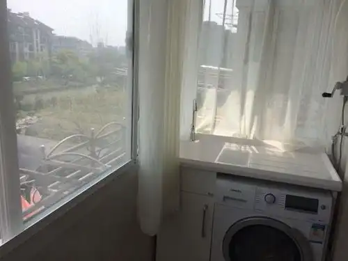 表姐在一线城市60平米的小蜗居,装修起来有模有样
