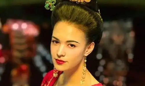 四大美女结局王昭君改嫁继子,杨贵妃自缢,一个比一个命薄